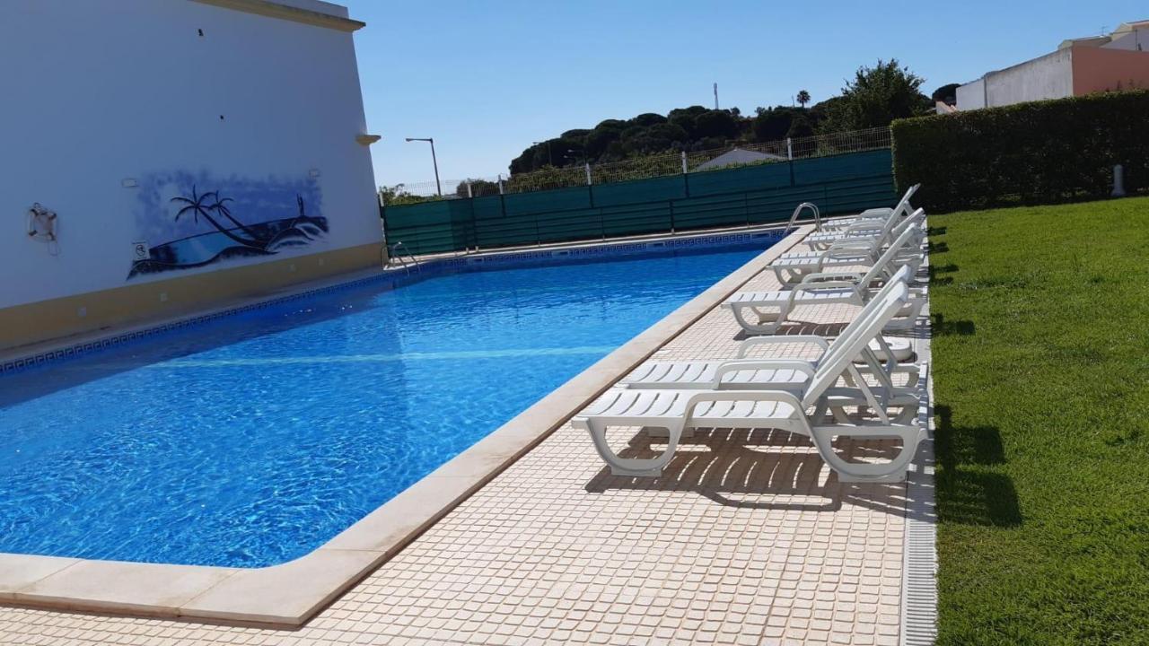 Falesia Beach Villa Olhos de Agua  Ngoại thất bức ảnh